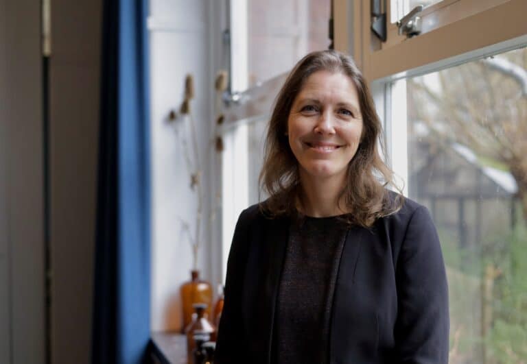 Portretfoto van drs. Anoek Neele